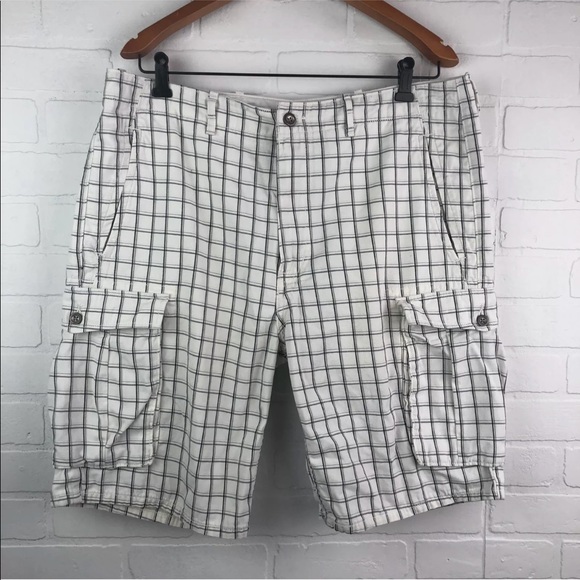 Levi's Other - Levis 36 Shorts Cargo White Blue Checks Plaid A